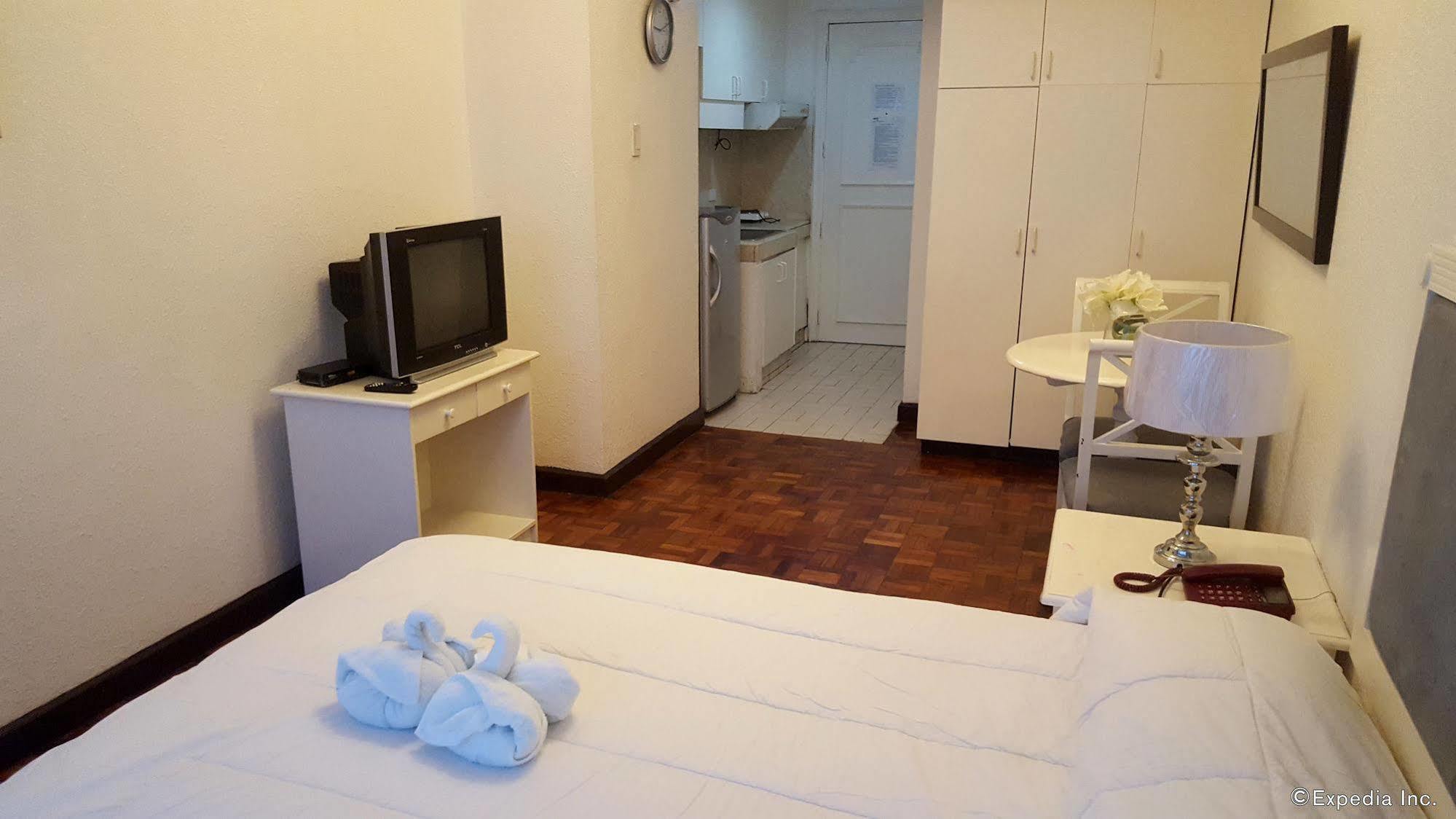 Mpt Suites Makati City Exteriör bild