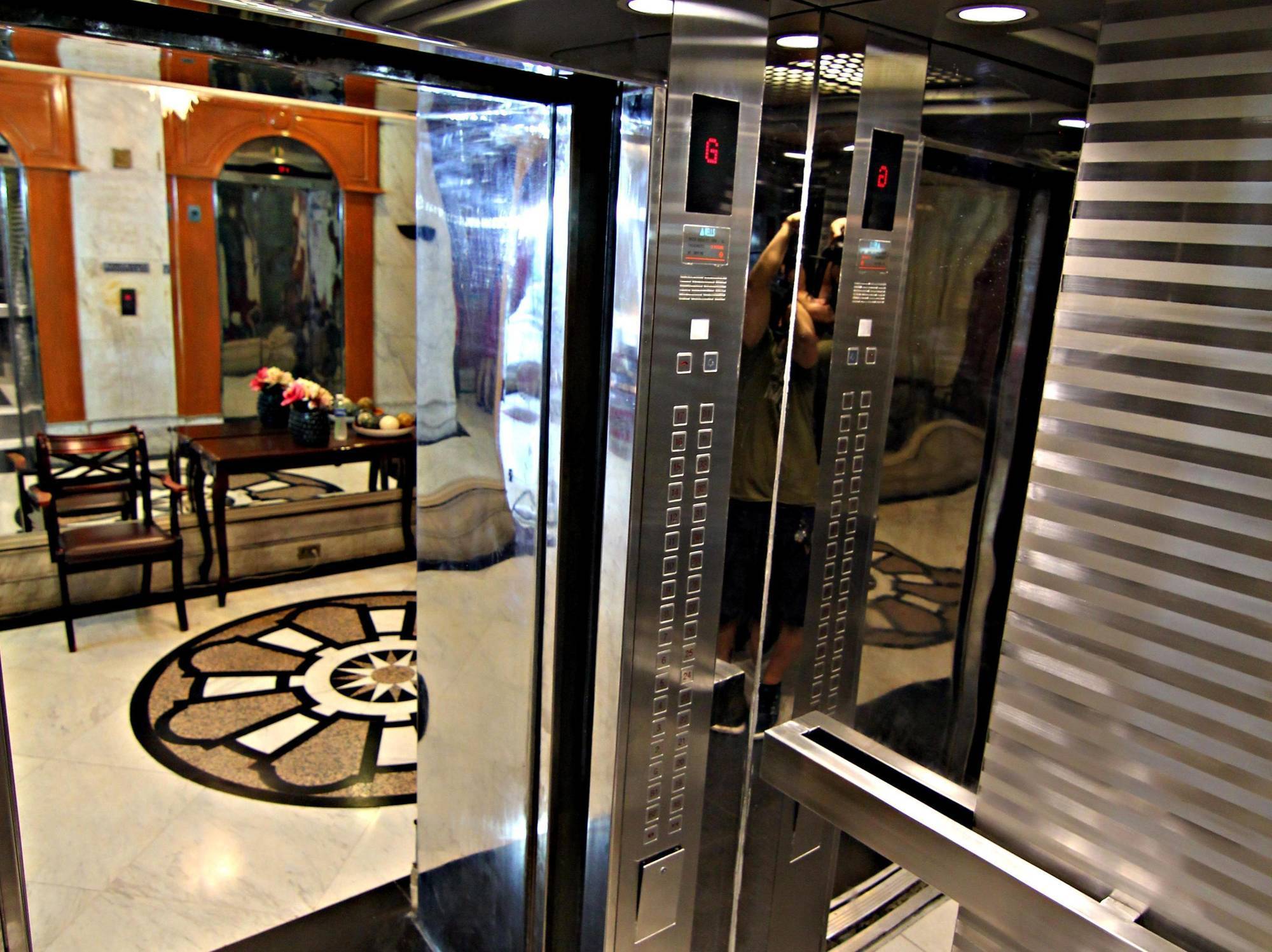 Mpt Suites Makati City Exteriör bild
