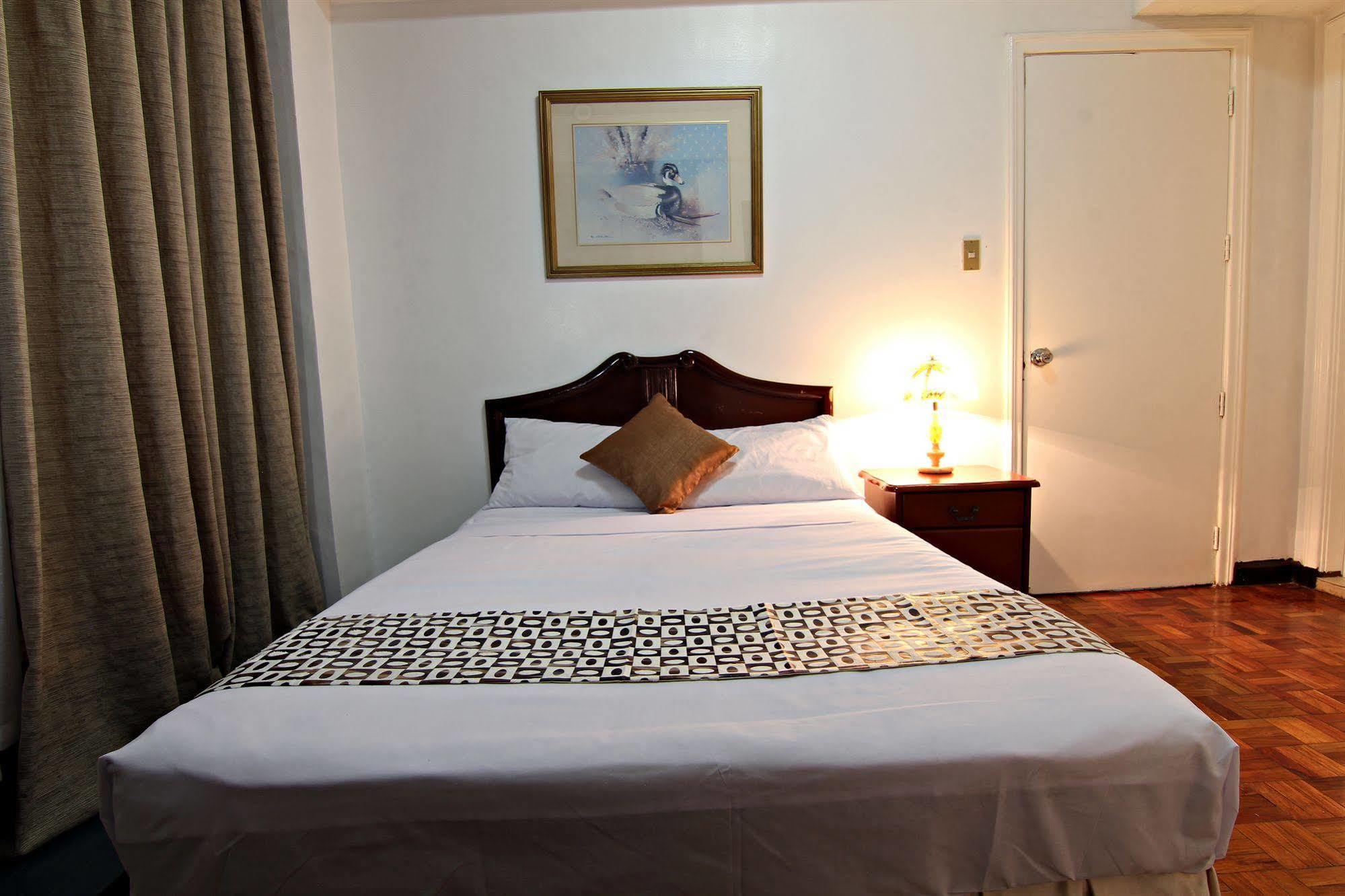 Mpt Suites Makati City Exteriör bild