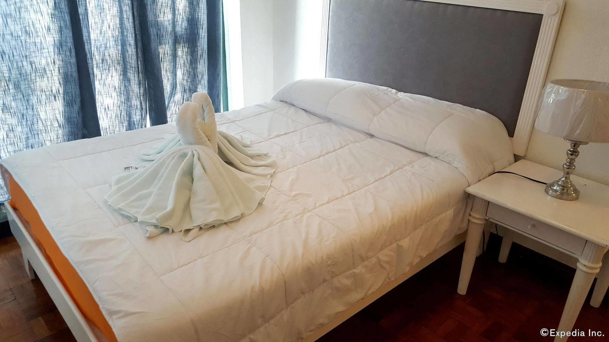 Mpt Suites Makati City Exteriör bild