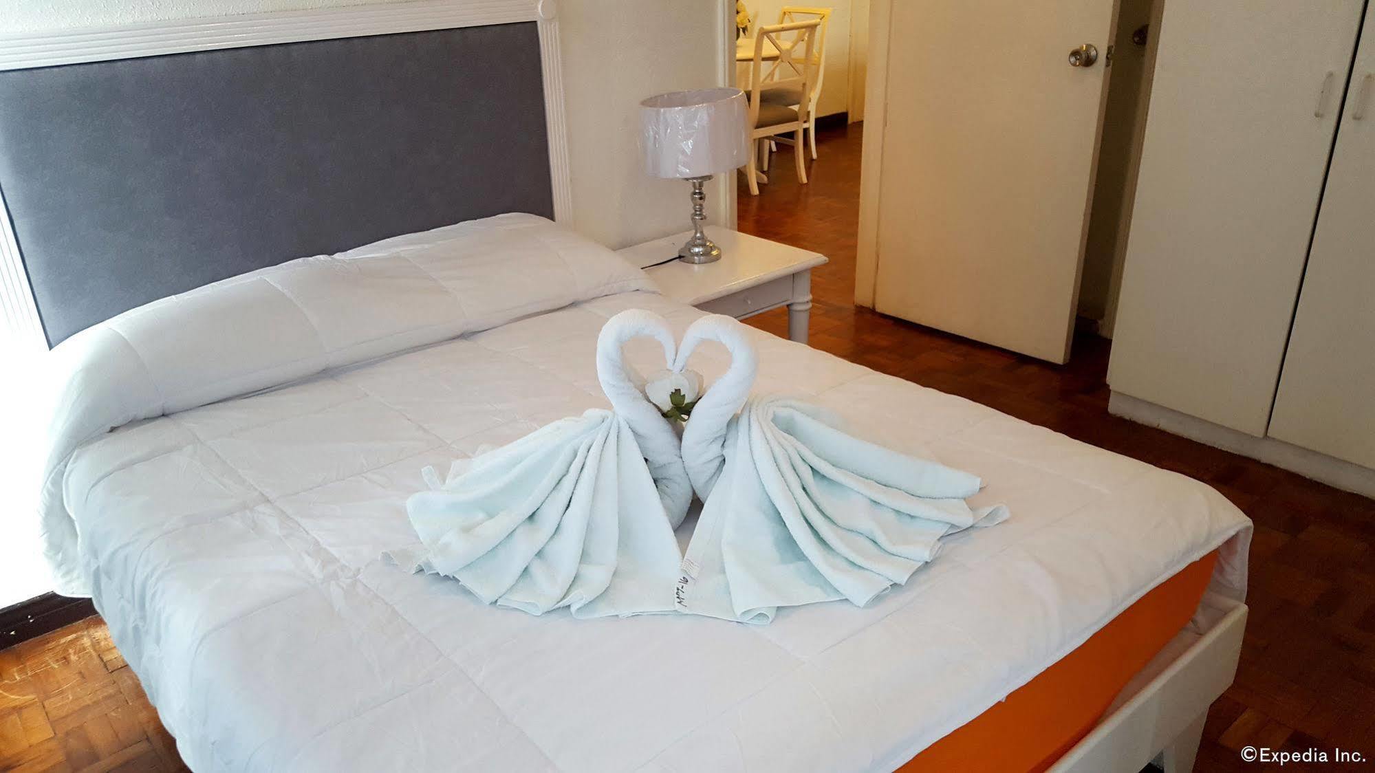 Mpt Suites Makati City Exteriör bild